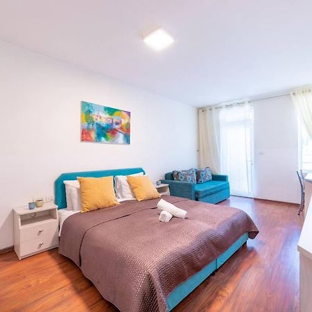 Art Apartment In Mamila - Art & View 예루살렘 외부 사진
